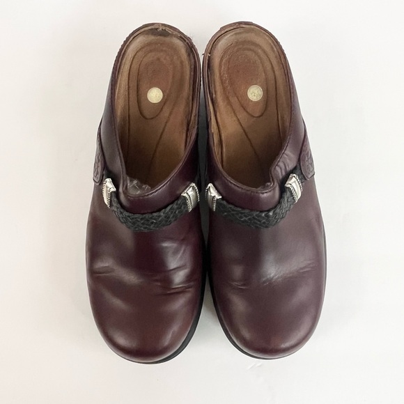 Ariat Dark Brown Burgundy Slip On Mule Clog Leather Shoes Women’s Size 8.5 - Picture 3 of 14